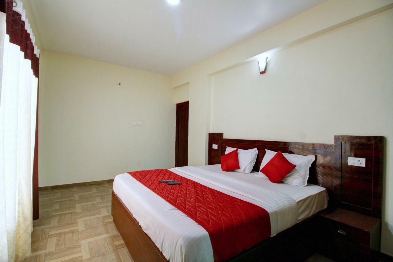 Pine Hill Suites Ooty Exterior photo